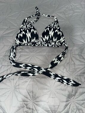Victoria's Secret Black & White Geometric Halter Bikini Top